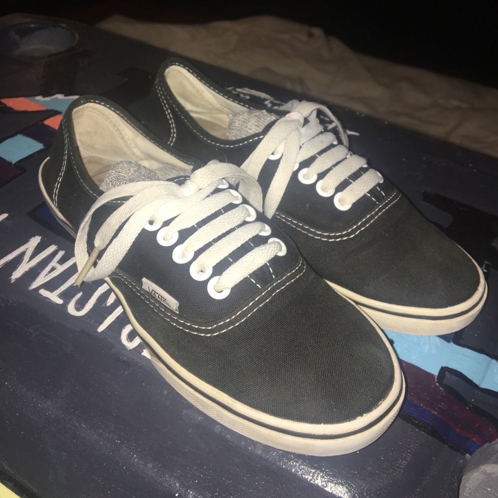 Black Vans
